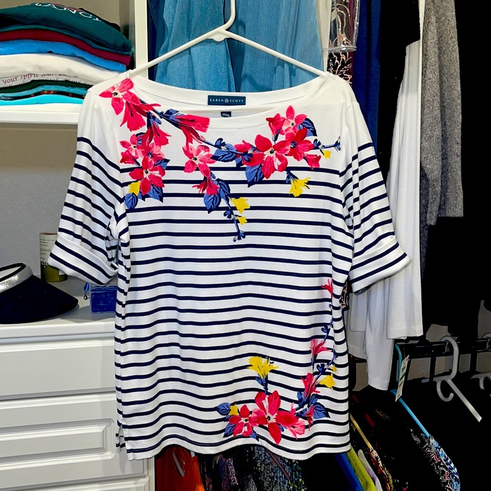 Karen Scott woman’s top